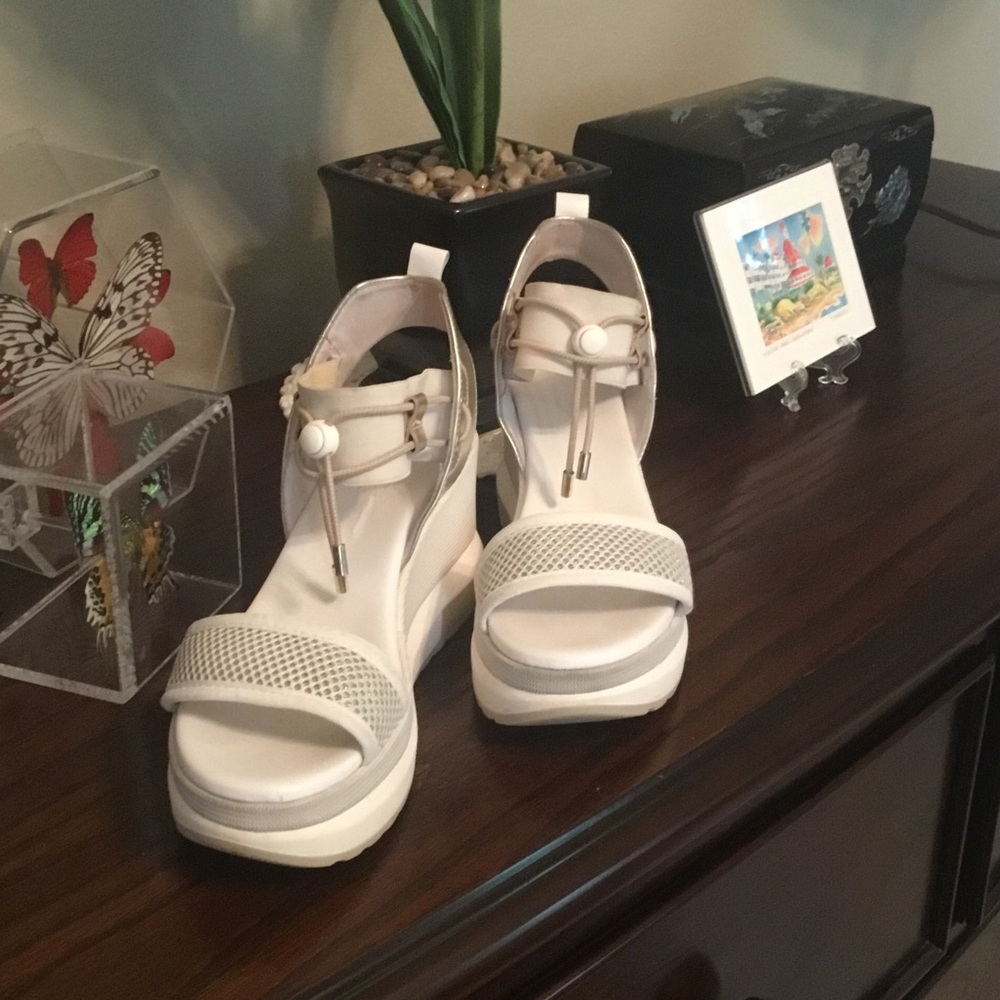 Nero Giardini White Platform Wedge Sandals with Ankle Toggle